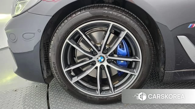 BMW 5 Series (G30) id 4692256 из Кореи 29