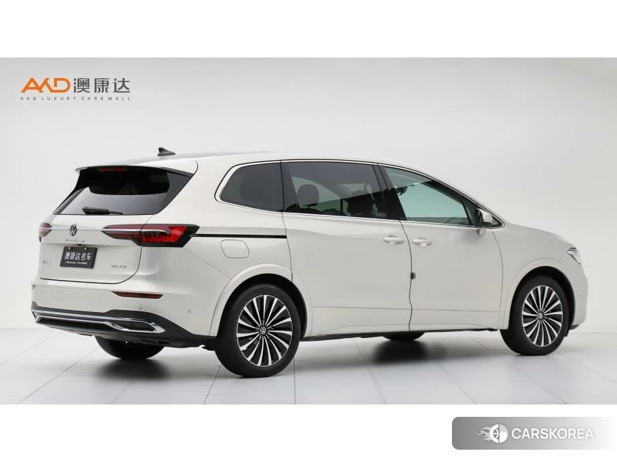 Volkswagen Weiran 2023 Серебристо-серый из Китая, фото 6
