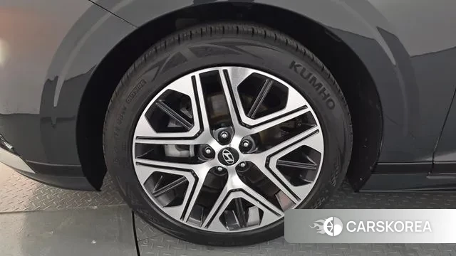 Hyundai Grandeur (GN7) id 3503022 из Кореи 15