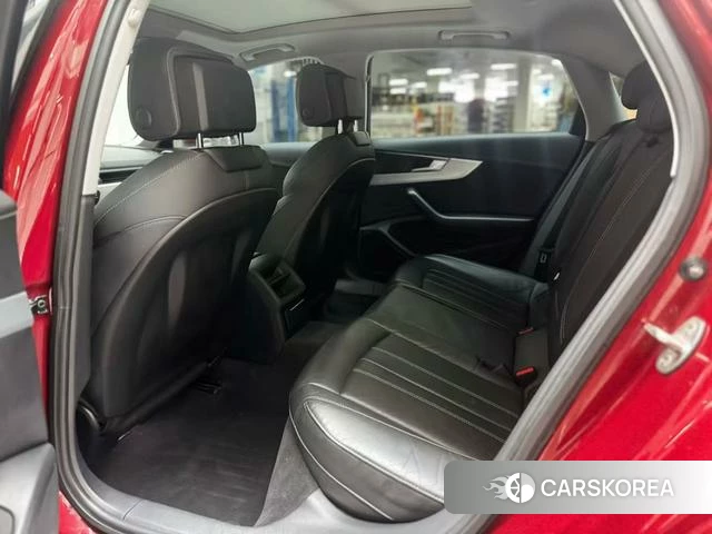 Audi A4L 2021 Красный из Китая, фото 5