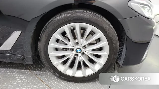 BMW 5 Series (G30) id 3026999 из Кореи 15