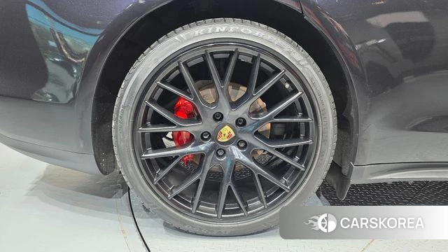 Porsche Panamera (971) id 3900079 из Кореи 15