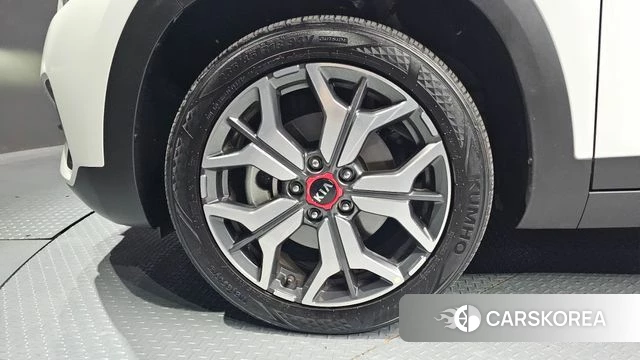 Kia Seltos id 4268236 из Кореи 26