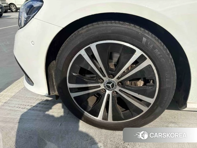 Mercedes-Benz E-Class W213 2022 Белый из Кореи, фото 5