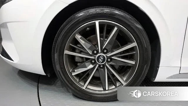 Hyundai The New Grandeur IG id 2990010 из Кореи 15