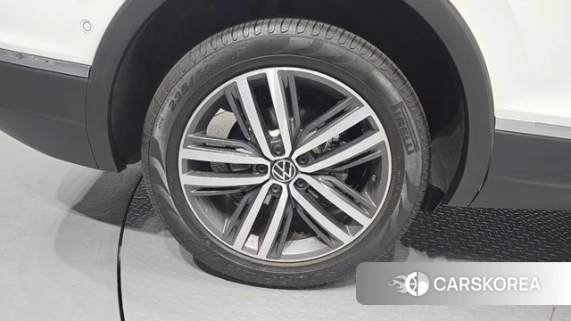 Volkswagen Tiguan Allspace id 4421683 из Кореи 27