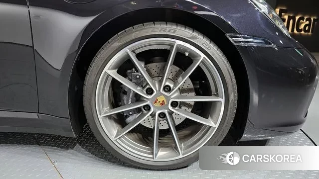 Porsche 911(992) id 2993137 из Кореи 15