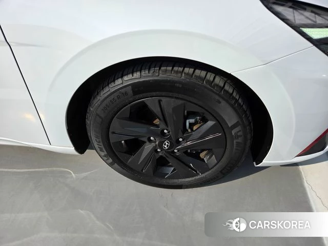 Hyundai Avante (CN7) id 3800232 из Кореи 15