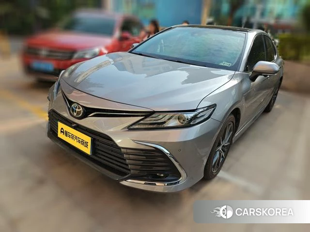 Toyota Camry 2021 Темно-серый из Китая, фото 5