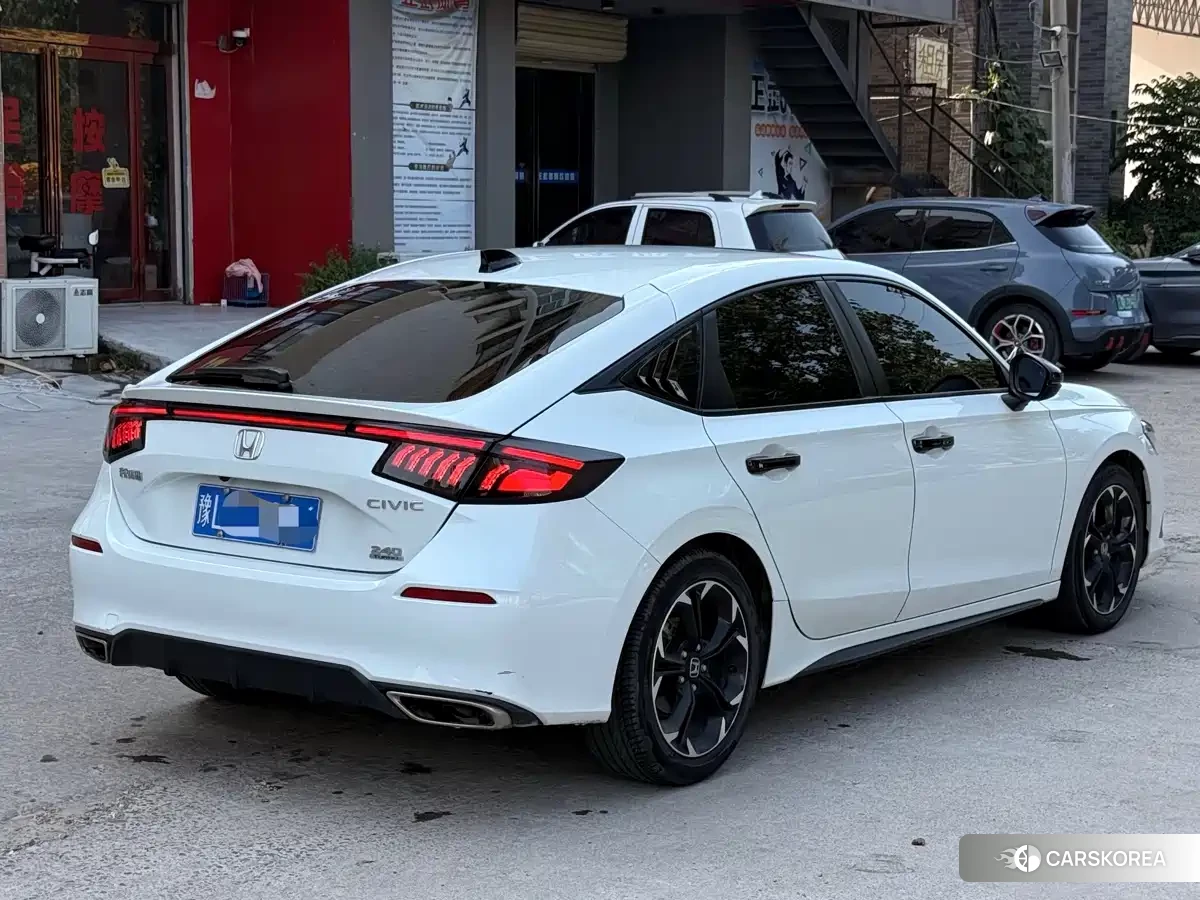 Honda Civic 2023 Белый из Китая, фото 5