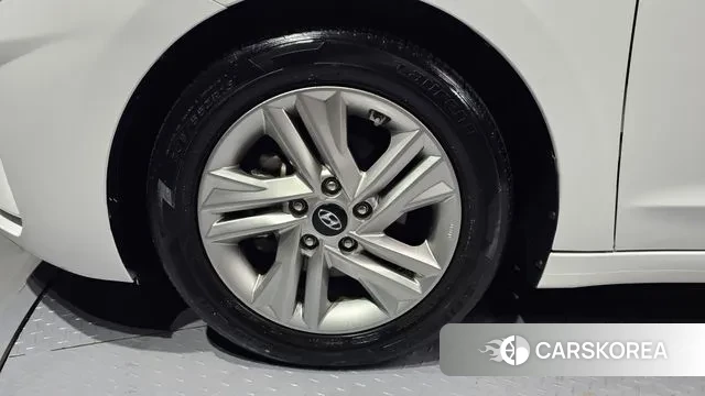 Hyundai The New Avante AD id 3391119 из Кореи 15