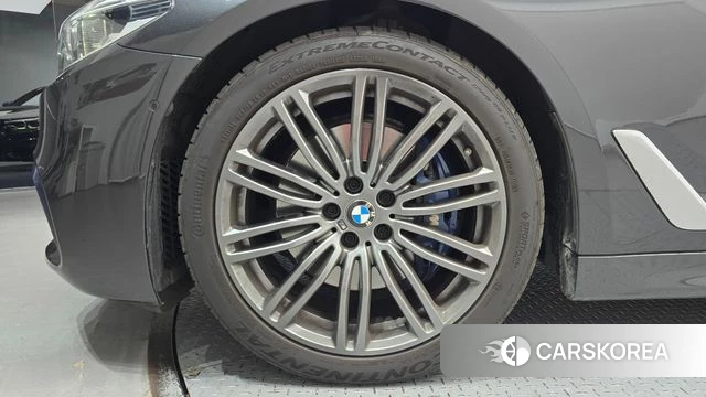 BMW 5 Series (G30) id 4471223 из Кореи 27