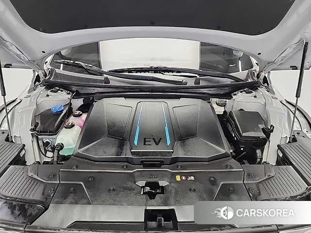 Hyundai Ionic 5 id 3032514 из Кореи 13