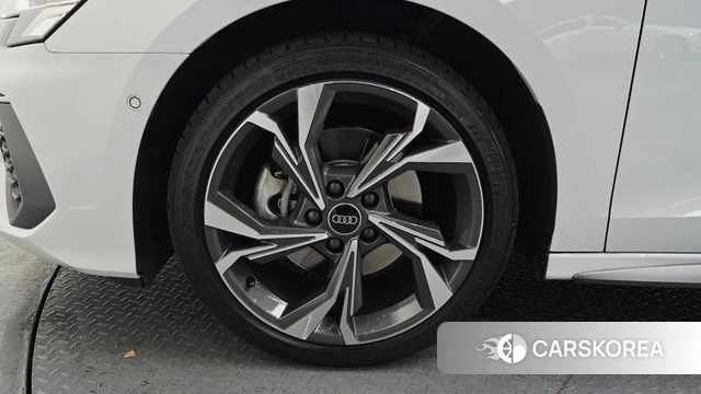 Audi A3 (8Y) id 4549418 из Кореи 27