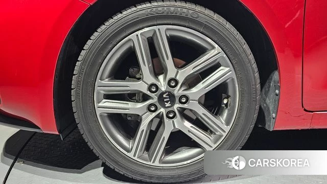 Kia Come New K3 id 4610343 из Кореи 15