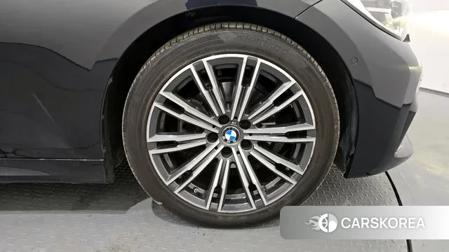 BMW 3 Series (G20) id 3492893 из Кореи 15