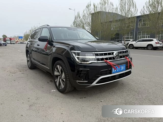 Volkswagen Tourang 2023 Черный из Китая, фото 5