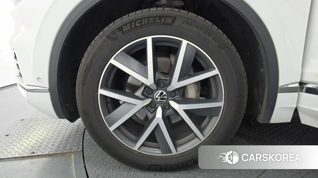 Volkswagen Touareg 3rd generation id 4836261 из Кореи 15