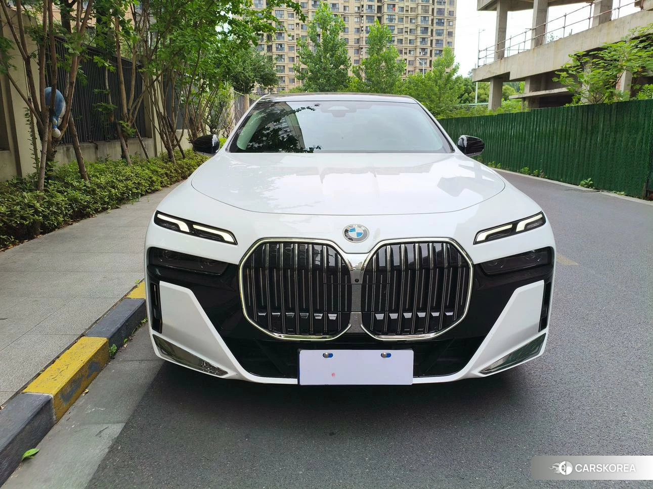 BMW 7 series id 4467873 из Китая 21
