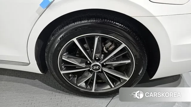 Hyundai The New Grandeur IG id 3411998 из Кореи 15