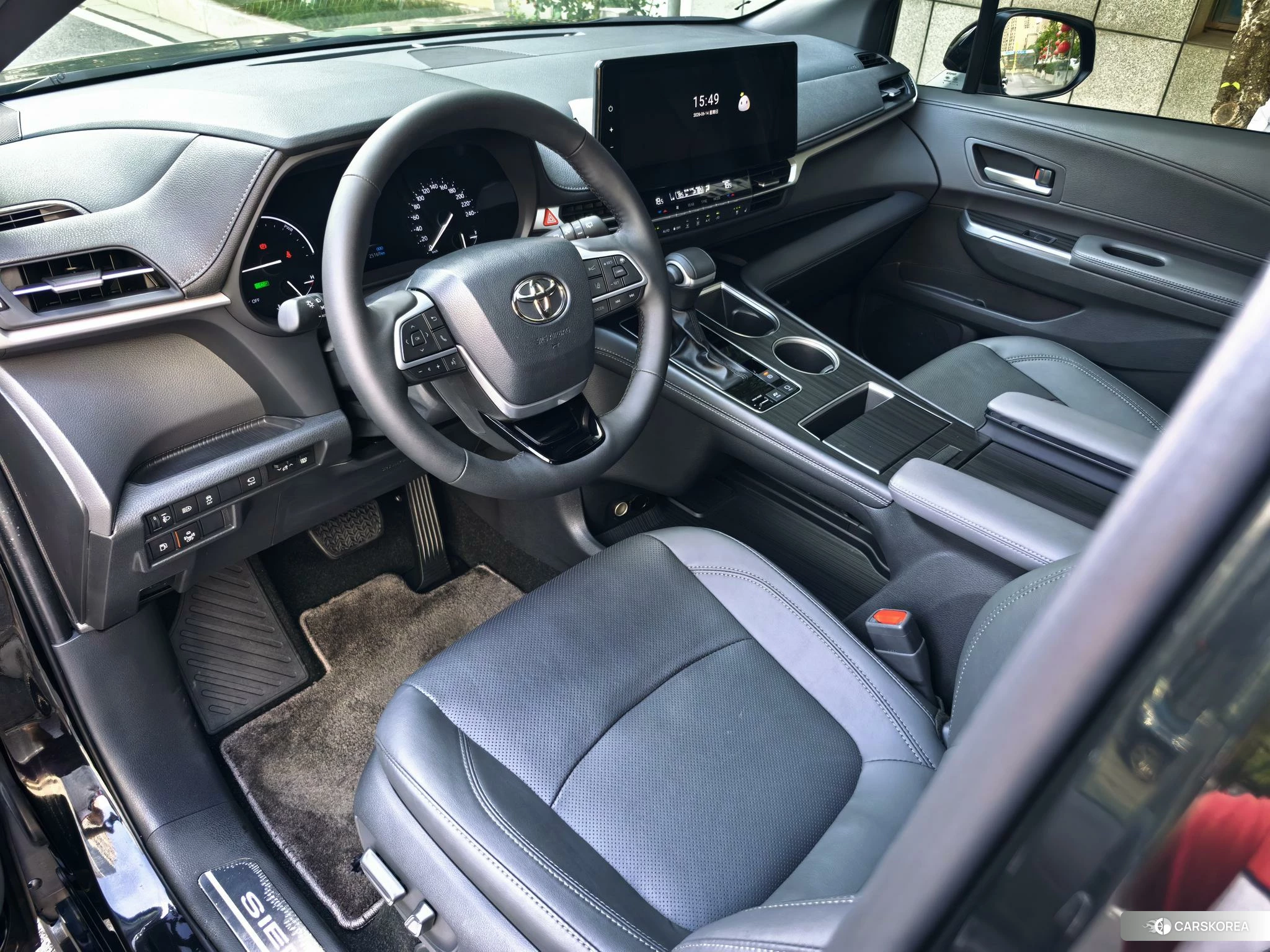 Toyota Sienna id 4461952 из Китая 15