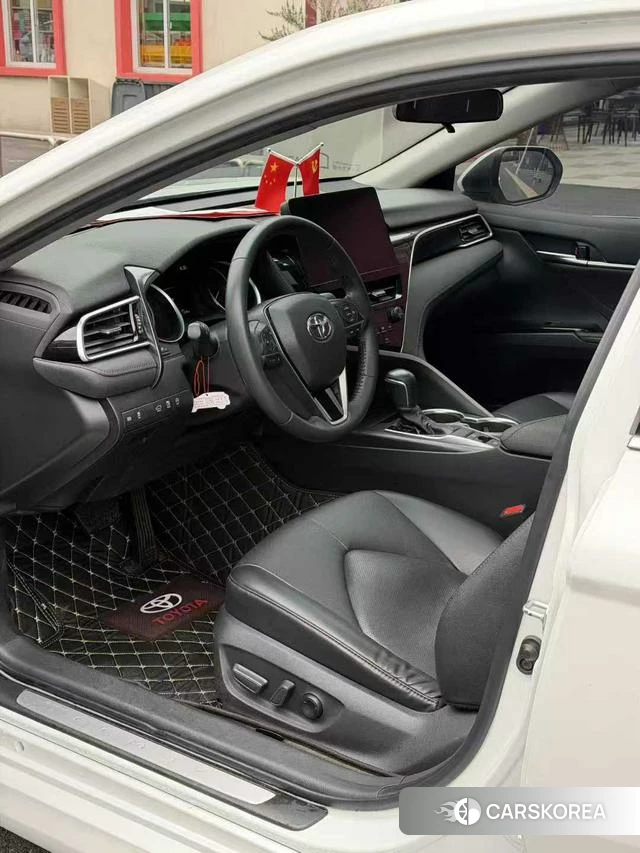 Toyota Camry 2022 Белый из Китая, фото 5