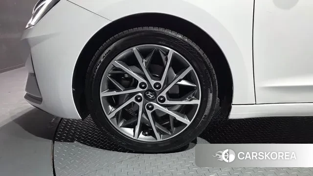 Hyundai The New Avante AD id 3562961 из Кореи 15