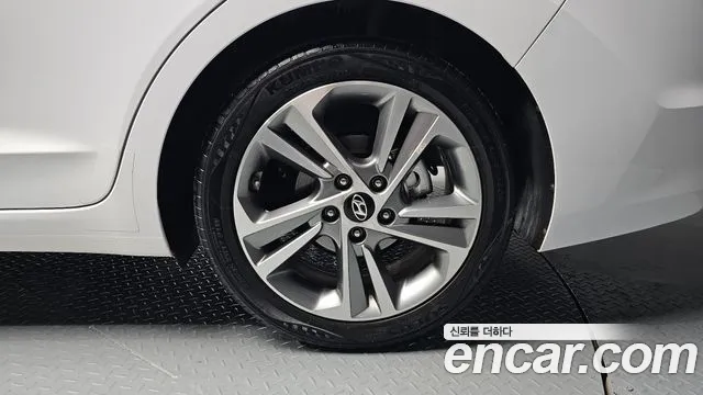 Hyundai Avante AD id 2237059 из Кореи 15