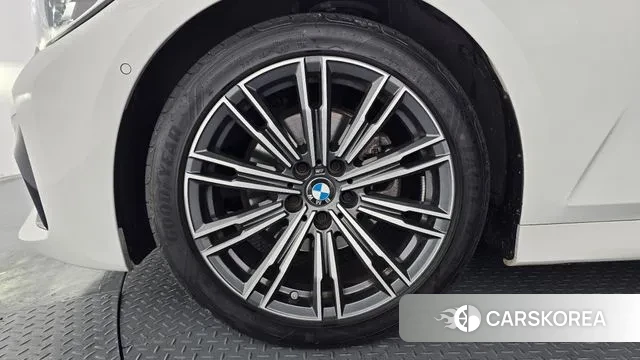 BMW 3 Series (G20) id 3645597 из Кореи 16