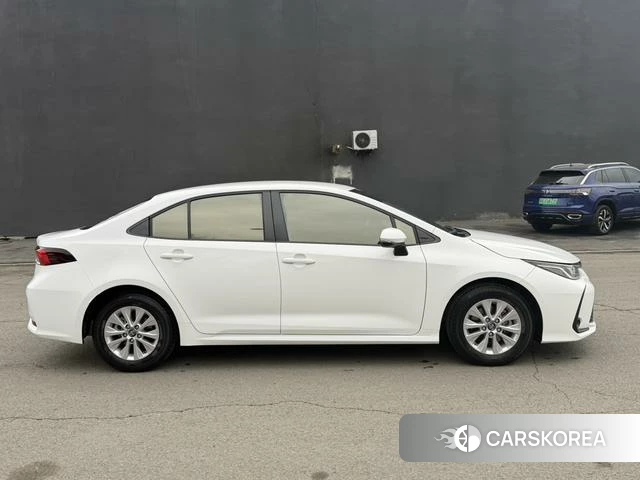 Toyota Corolla id 4207545 из Китая 14