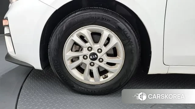 Kia Come New K3 id 3709135 из Кореи 15