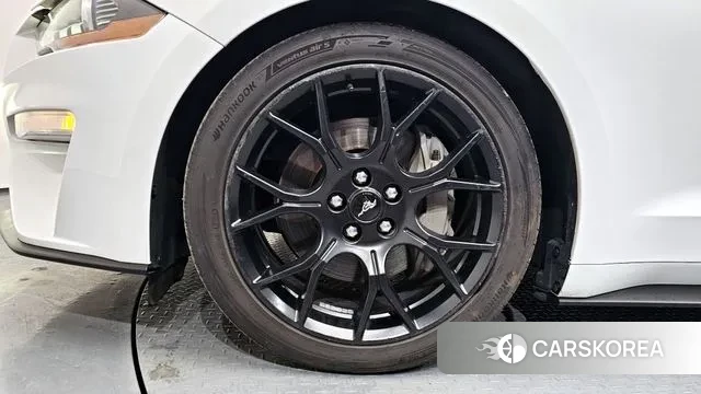 Ford Mustang id 3672737 из Кореи 15