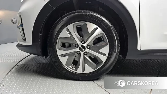 Kia Niro EV id 3219141 из Кореи 15