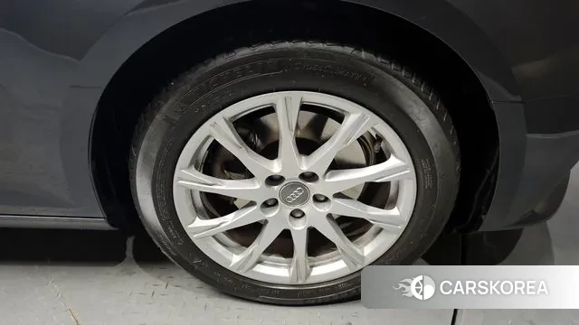 Audi A4 (B9) id 3681986 из Кореи 15