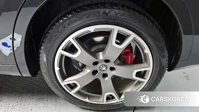 Maserati Levante id 3639832 из Кореи 15