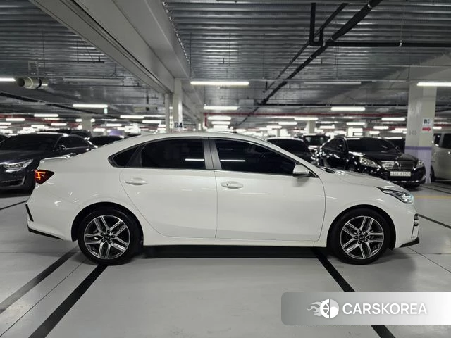 Kia Come New K3 id 4601448 из Кореи 14