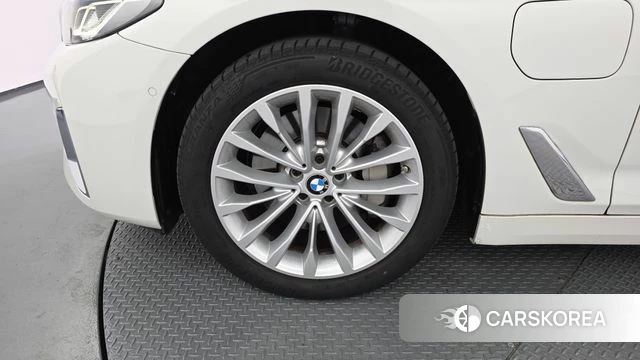 BMW 5 Series (G30) id 4693191 из Кореи 28