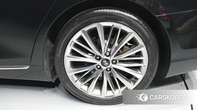 Hyundai Grandeur IG id 3808419 из Кореи 15