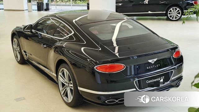 Bentley Continental 2024 Черный из Китая, фото 6