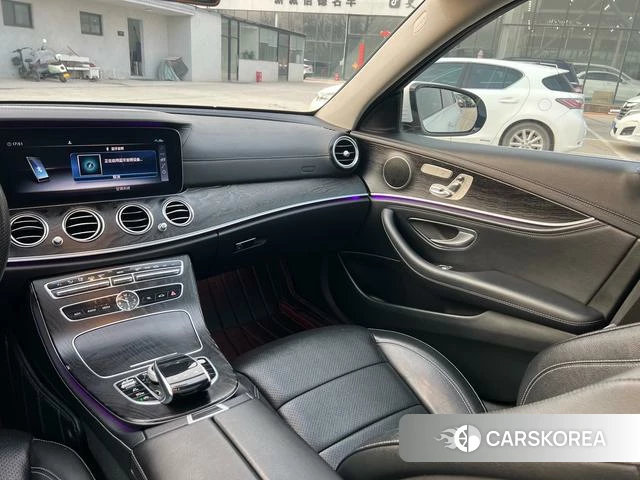Mercedes-Benz E-class id 4210265 из Китая 10