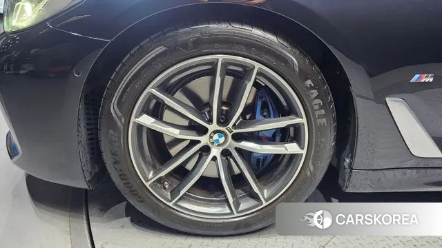 BMW 5 Series (G30) id 3058371 из Кореи 15