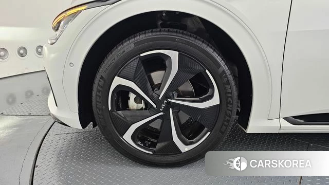 Kia EV6 id 3891587 из Кореи 15