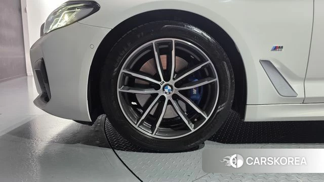BMW 5 Series (G30) id 4656244 из Кореи 27
