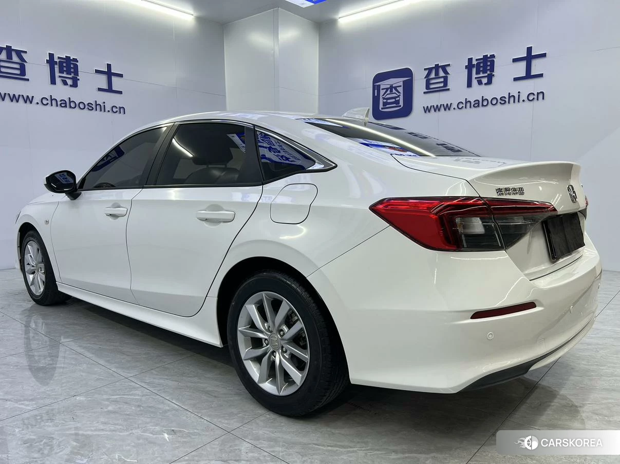 Honda Civic id 4452132 из Китая 17