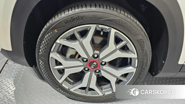Kia Seltos id 3795691 из Кореи 15