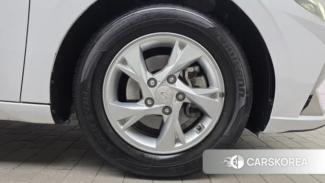 Hyundai Avante (CN7) id 3406912 из Кореи 15