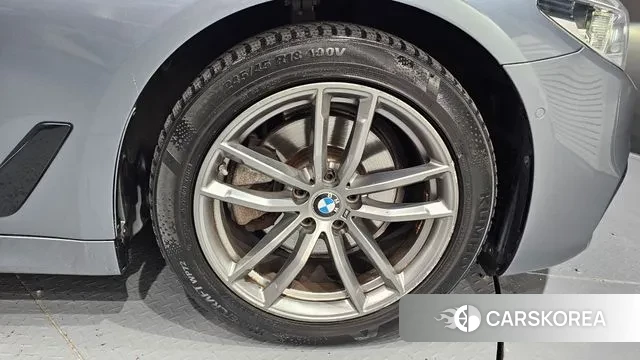 BMW 5 Series (G30) id 3029506 из Кореи 15