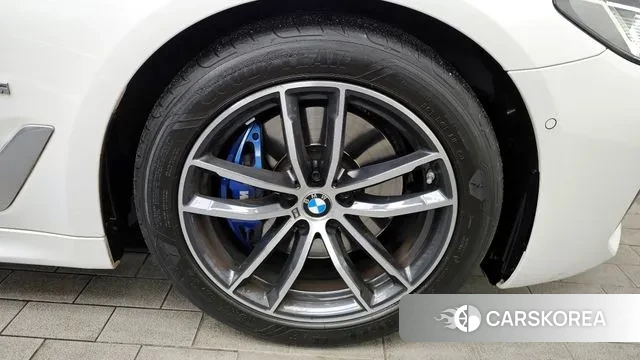 BMW 5 Series (G30) id 3680815 из Кореи 15