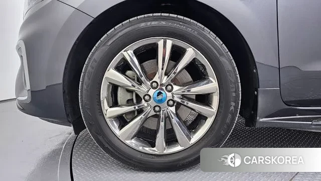 Kia The New Carnival id 3666566 из Кореи 15