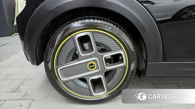 Mini Cooper Electric id 4316477 из Кореи 25
